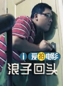 脱衣服的漂亮姐姐